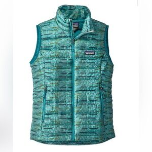 Patagonia Women's Down Sweater Vest in the Elwha Ikat turquoise patterned
